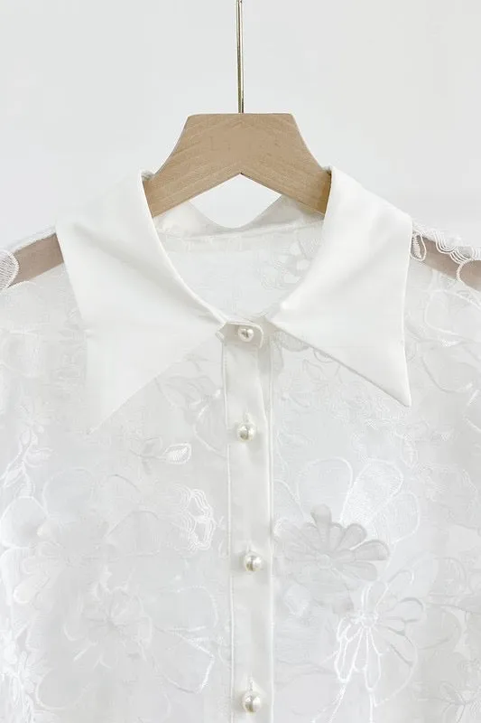 Floral embroidery blouse