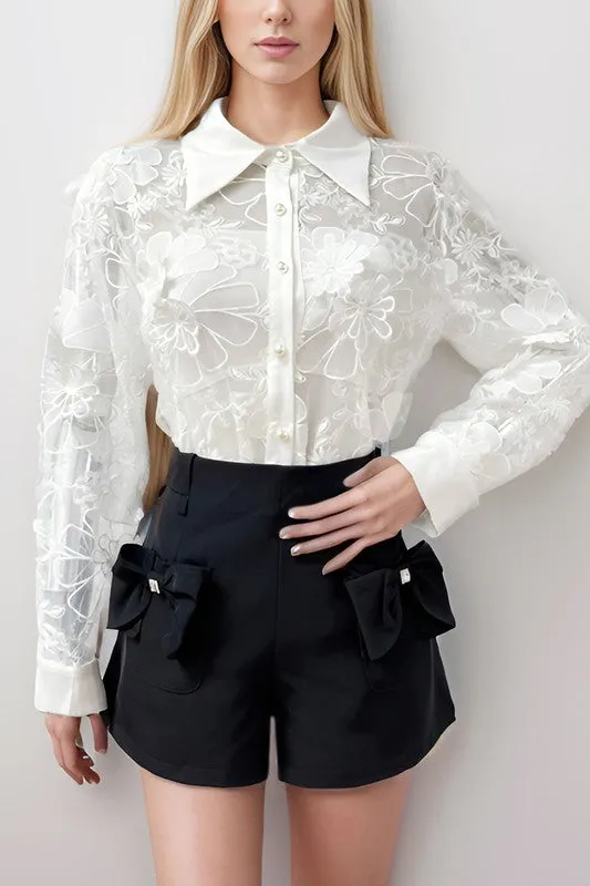 Floral embroidery blouse