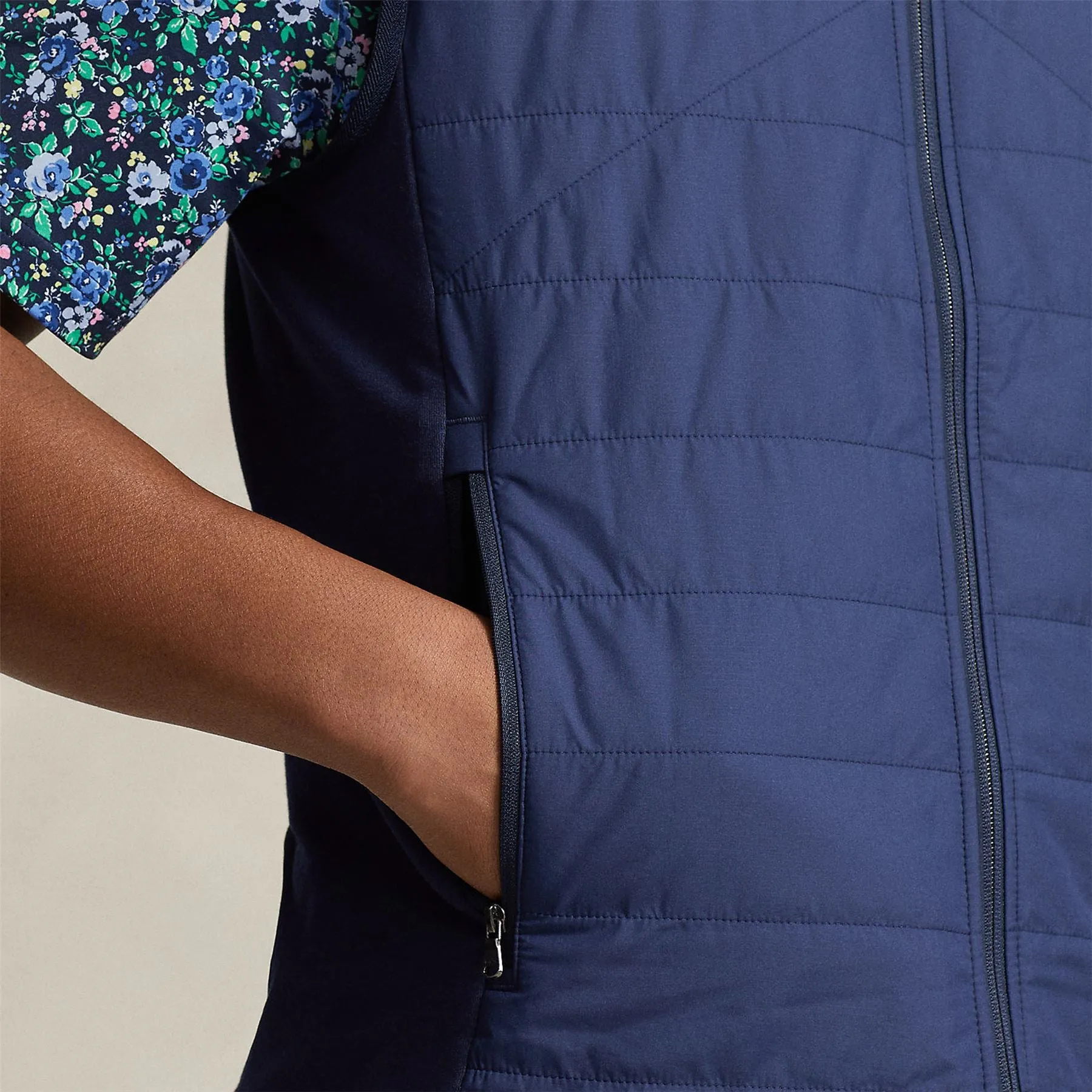 Hybrid Full Zip Vest Refined Navy - SS24